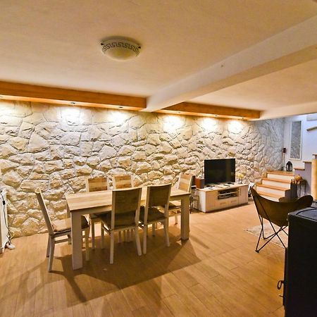 Holiday Home Taras Smilcic المظهر الخارجي الصورة