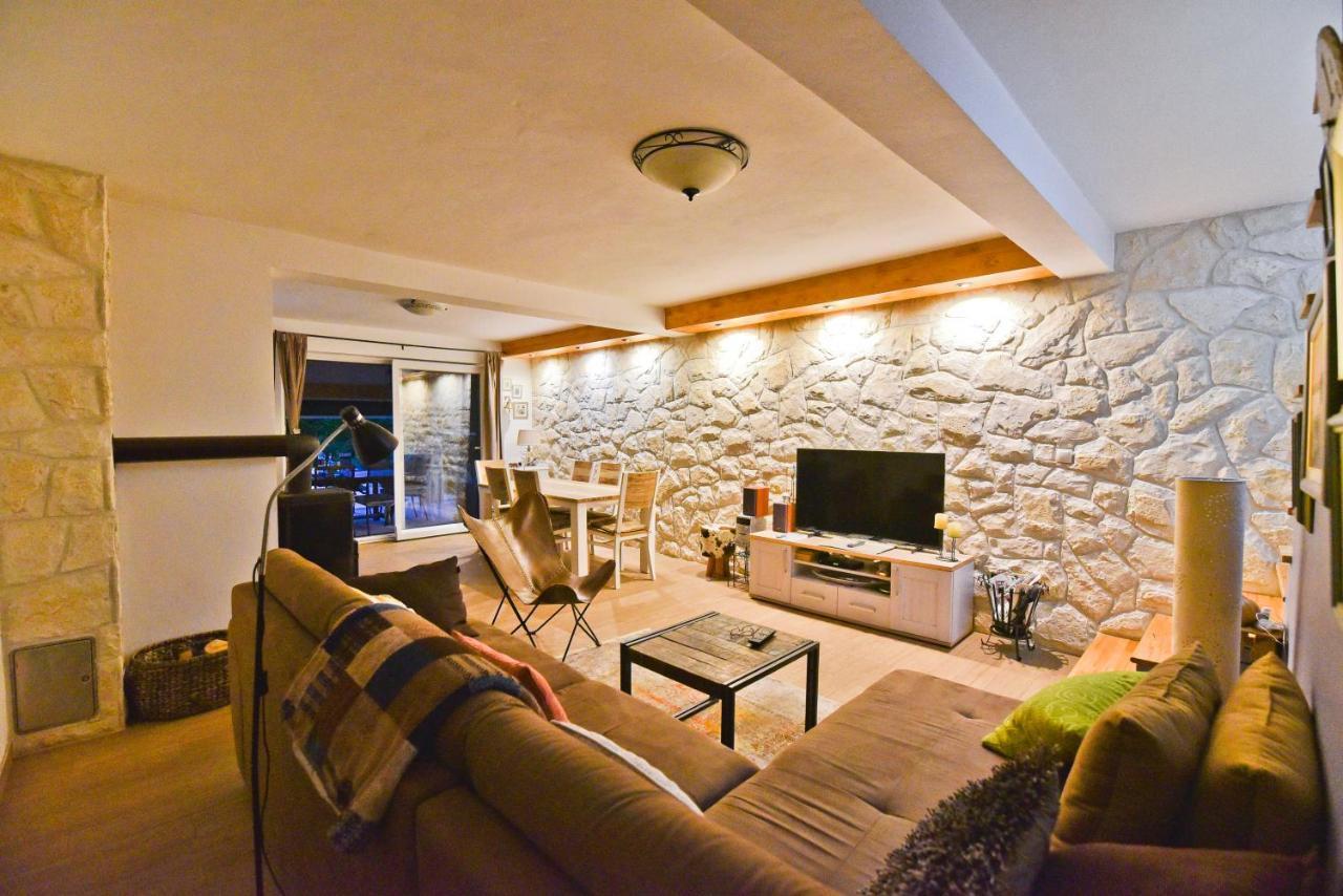 Holiday Home Taras Smilcic المظهر الخارجي الصورة