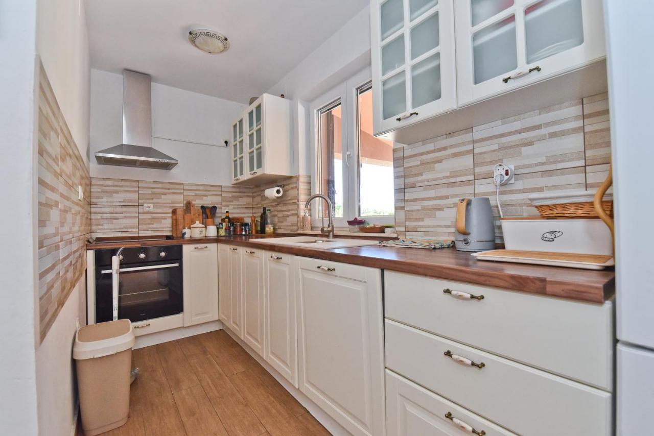 Holiday Home Taras Smilcic المظهر الخارجي الصورة