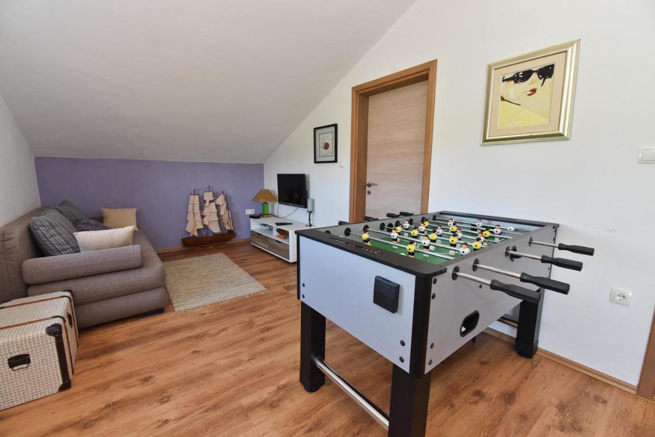 Holiday Home Taras Smilcic المظهر الخارجي الصورة